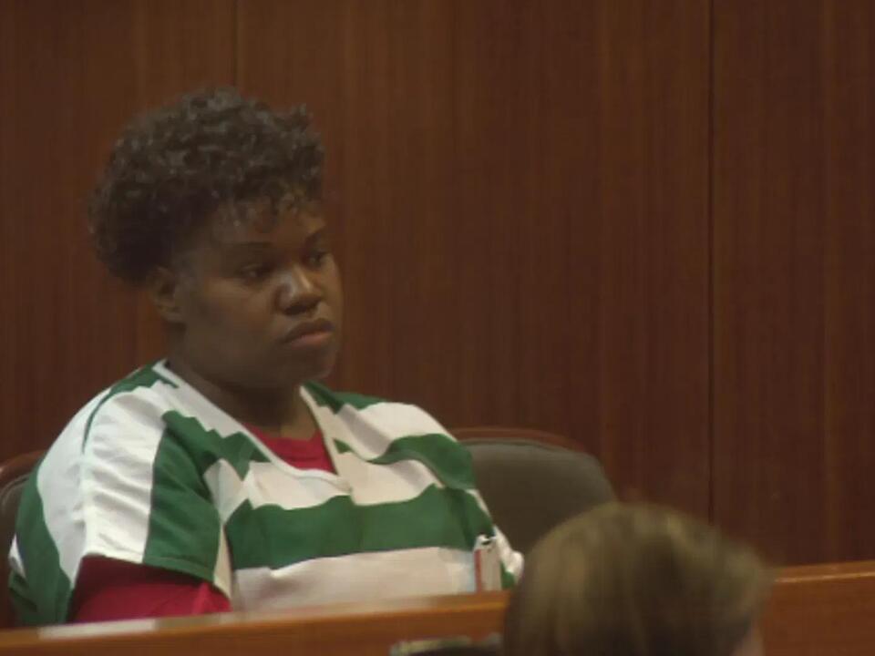 Derick Brown's mental competency in 'Cupcake'