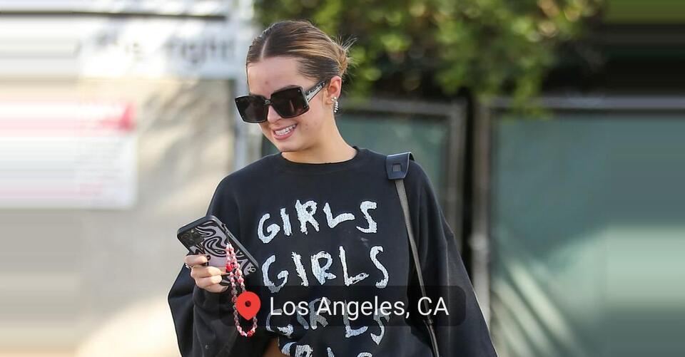 Addison Rae Keeps It Comfy After Pilates in Distressed Sweatshirt, Lounge Pants & Converse Sneakers – NewsBreak