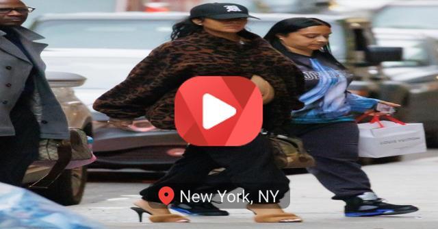 Rihanna Bares Her Growing Baby Bump While Out in New York City – NewsBreak